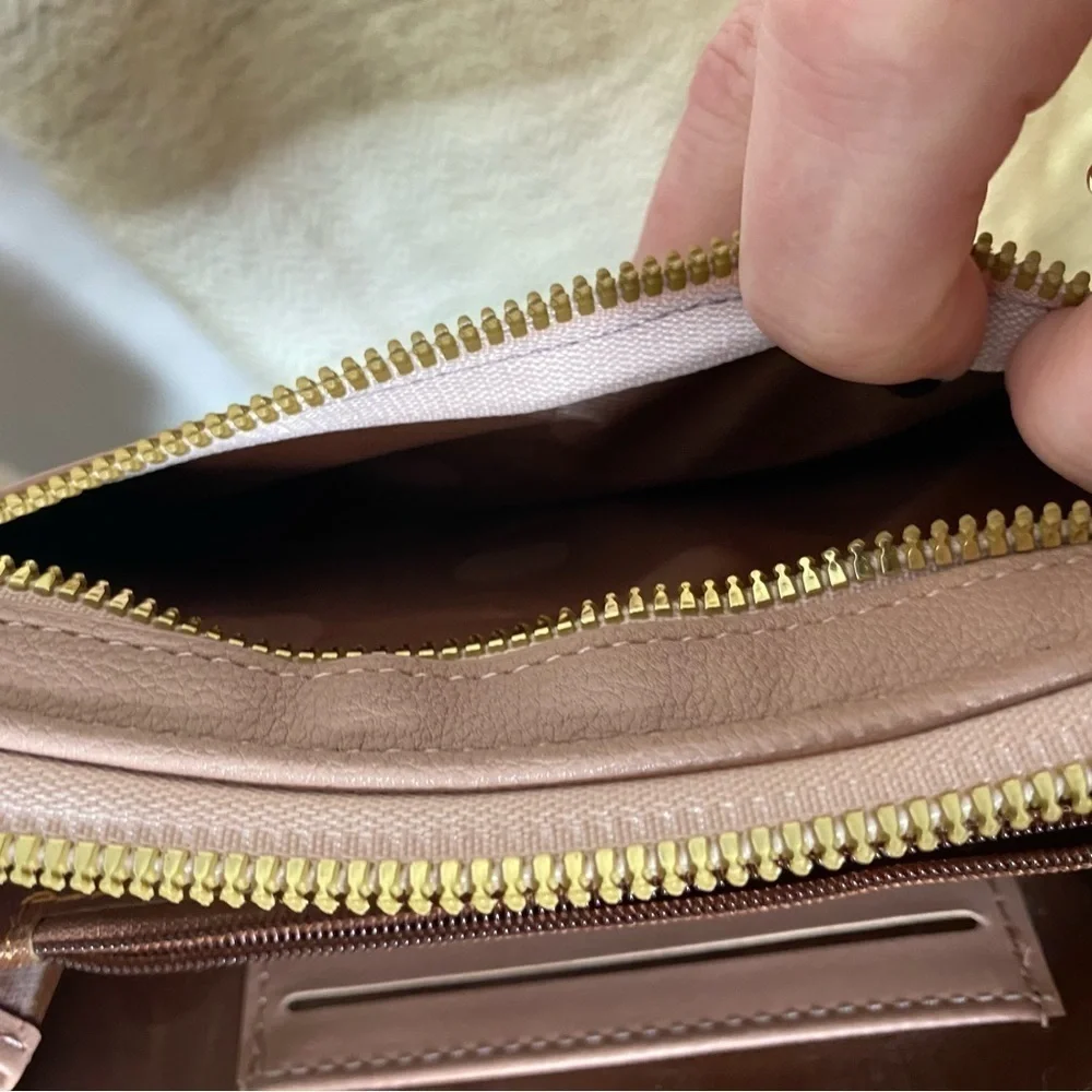 Malibu Skye Pink Tassel Crossbody Bag